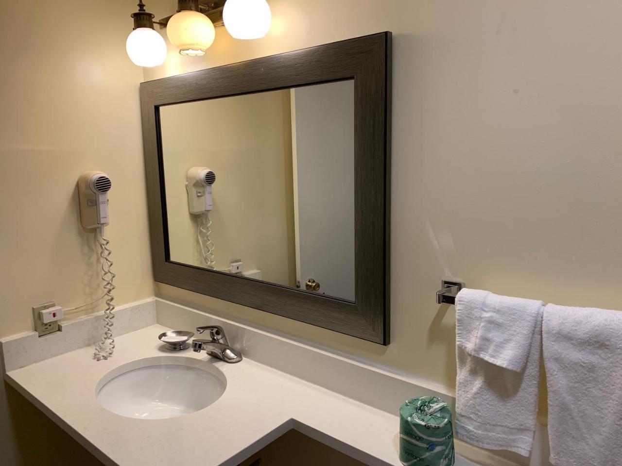 Four Winds Country Motel マンチェスター エクステリア 写真